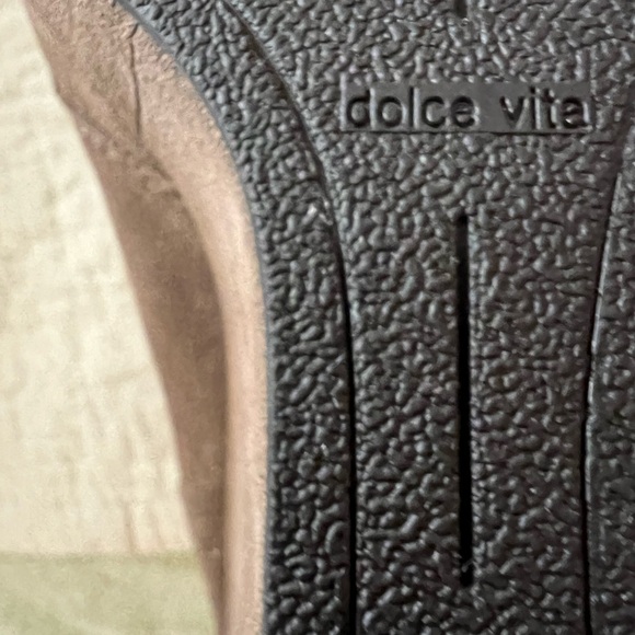 Dolce Vita size 7.5 suede like new - Picture 7 of 11